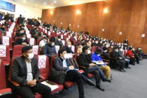 Gabinete de Arce no toca la postergación de elecciones ni el retorno a clases