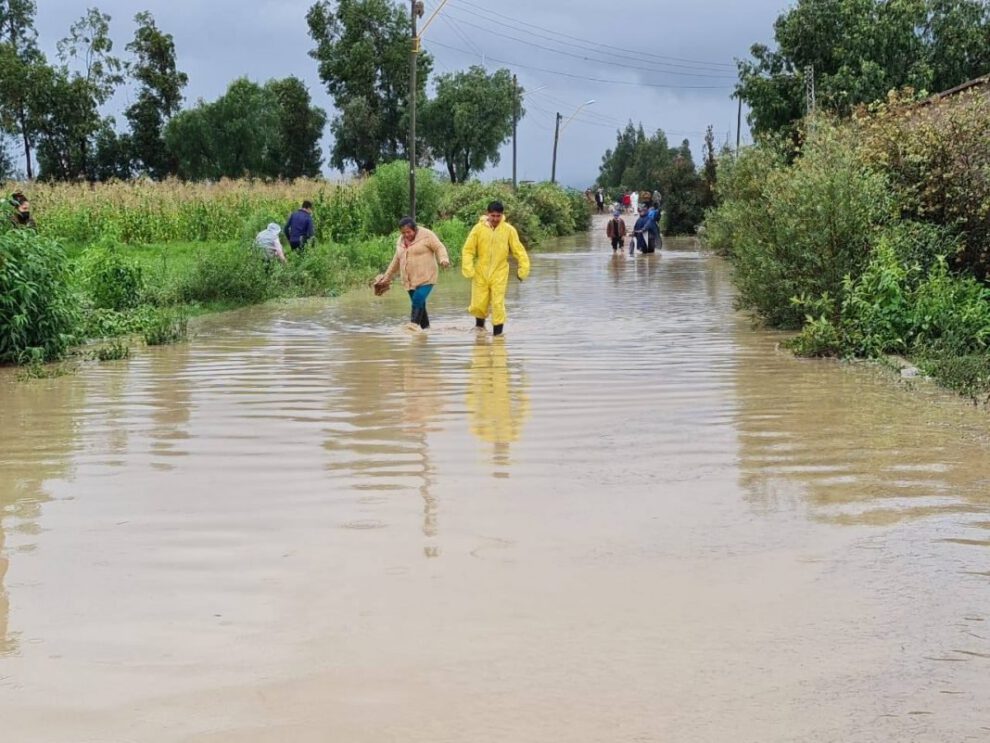 Inundaciones en Cochabamba dejan un muerto y viviendas afectadas