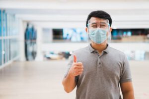 Uso de mascarillas y protección facial en la salud