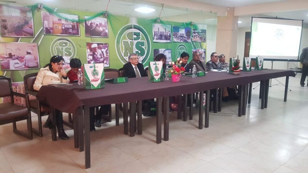 Construcción del Hospital Obrero en Oruro