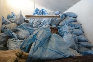 Restos humanos olvidados serán sepultados en una fosa común en Chapicollo