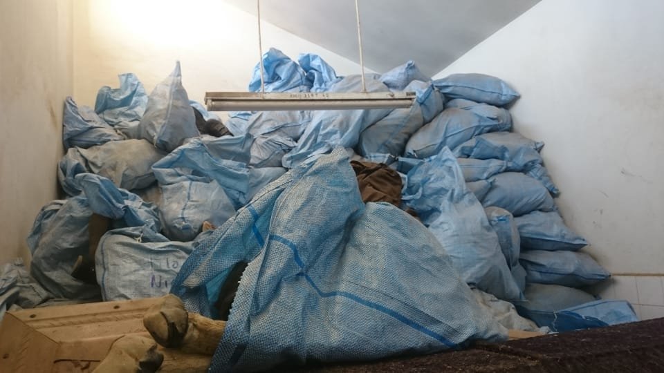 Restos humanos olvidados serán sepultados en una fosa común en Chapicollo