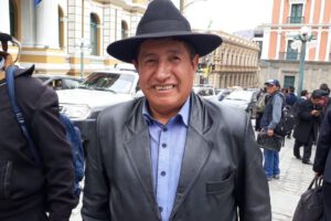 Felipe Quispe anuncia campaña desde la cárcel