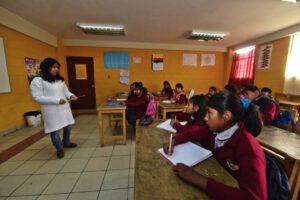 Clases presenciales en áreas dispersas según el Viceministro de Educación