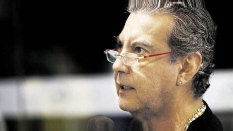 Paciente con cáncer vence al Covid-19 y sale de terapia intensiva en Santa Cruz