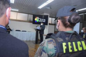 Vacunas contra el Covid-19 en transporte seguro