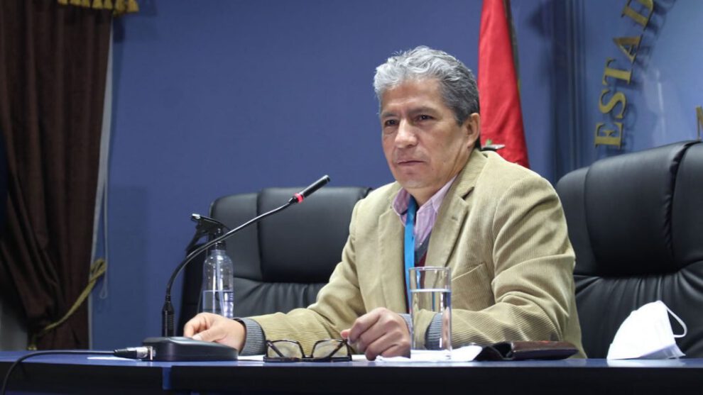 Contratos irregulares de Añez en el Ministerio de Defensa