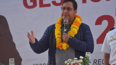 Año escolar inaugurado por Luis Arce en el colegio Pedro Rivera