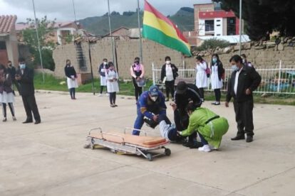 Niña se desmaya en su colegio durante la inauguración del año lectivo