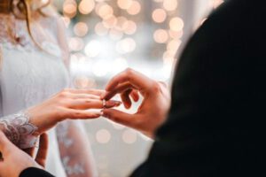 Pareja se casa antes de ser entubados tras contraer Covid-19