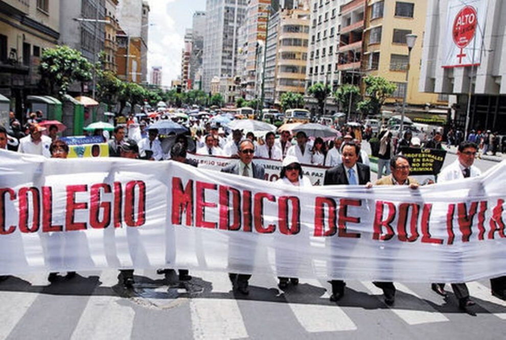Ley de Emergencia Sanitaria y movilización nacional de médicos