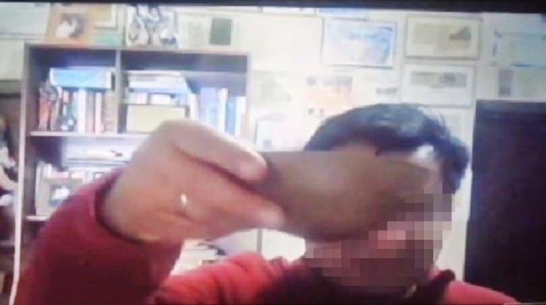 Docente de la UMSS en estado de ebriedad durante clases virtuales