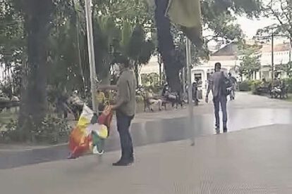 Wiphala en Santa Cruz