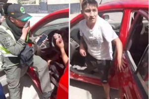 Hombre golpea a uniformada en Potosí