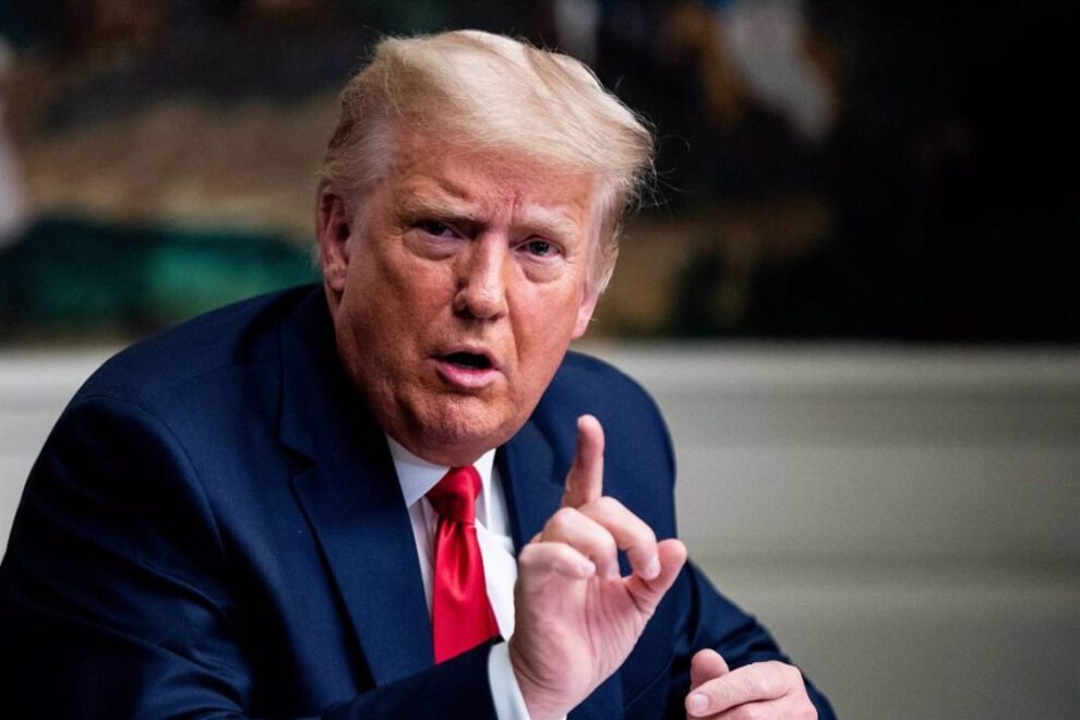 Trump expulsado de Twitter