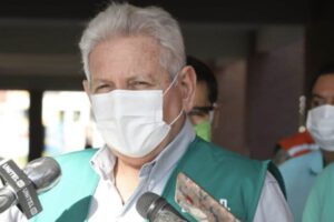 Vacunas contra el Covid-19 gestionadas por Rubén Costas en Santa Cruz
