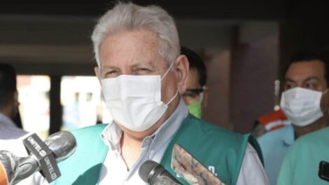 Vacunas contra el Covid-19 gestionadas por Rubén Costas en Santa Cruz