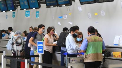 Reactivar tráfico de pasajeros en el sector aéreo