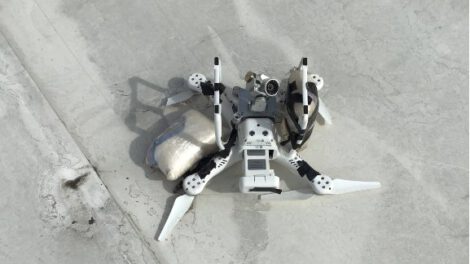Dron lleno de metanfetaminas encontrado en la frontera entre México y EE. UU.