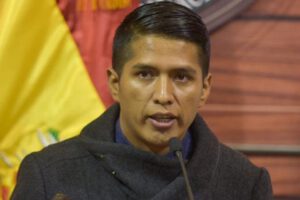 El presidente del Senado califica de inhumano el paro médico