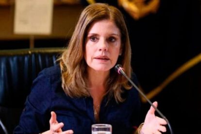Renuncia de Mercedes Aráoz como vicepresidente de Perú