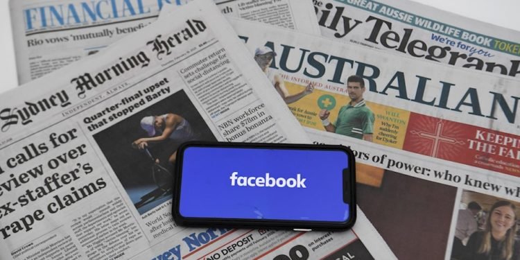 Australia y Facebook continúan negociaciones sobre pago por contenido de noticias
