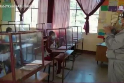 Cubículos de protección Covid-19 construidos por Aida Luz Careaga Durán