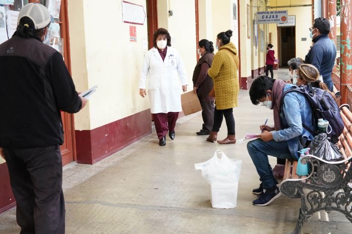 Operativos en clínicas privadas para verificar cobros excesivos