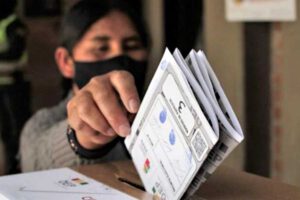 Regulación de encuestas electorales en Bolivia