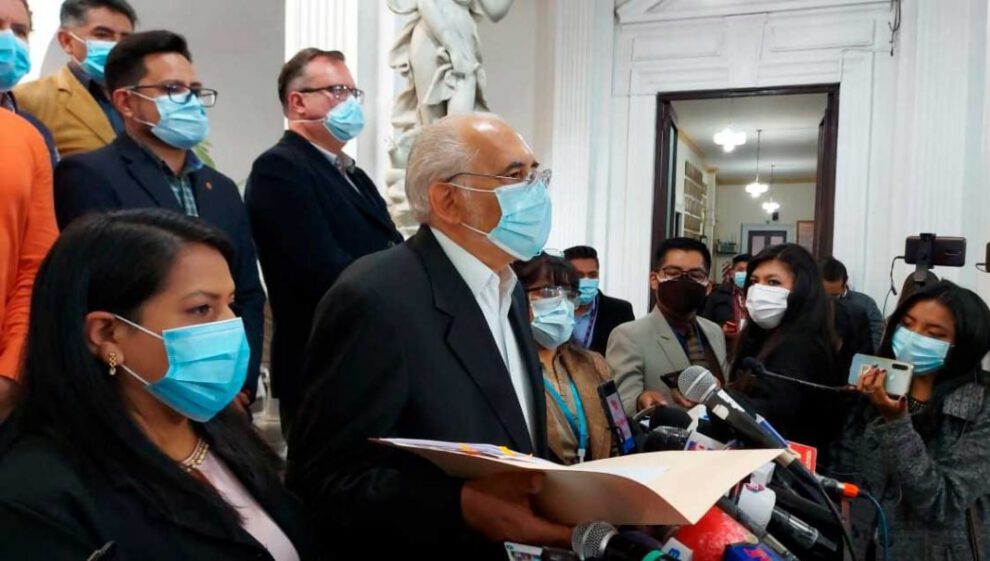 Ley de Acceso a la Información Pública presentada por Carlos Mesa
