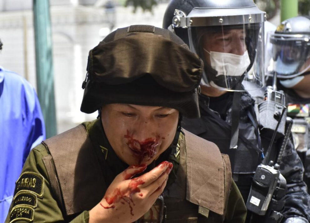Enfrentamiento entre policías y cocaleros