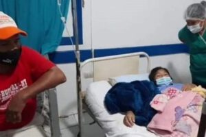 Mujer con Covid-19 da a luz a trillizos en Rurrenabaque