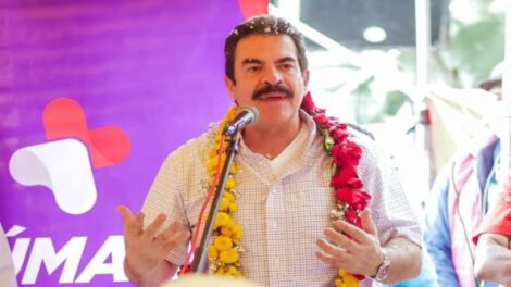 Manfred Reyes Villa candidato a la Alcaldía de Cochabamba