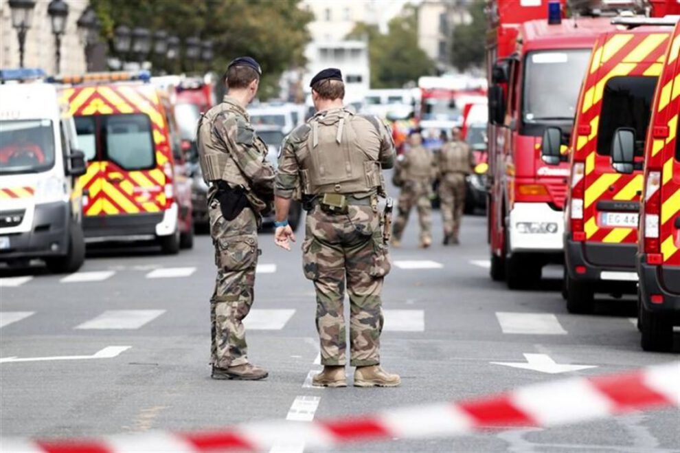 Ataque con cuchillo en París que resultó en la muerte de cuatro policías