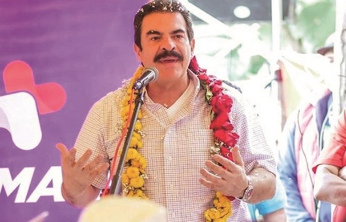 Manfred Reyes Villa candidato a la alcaldía de Cochabamba