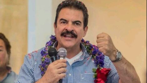 Manfred Reyes Villa en la contienda electoral de Cochabamba