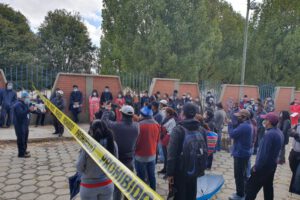 Examen de ingreso a la UTO con control de bioseguridad