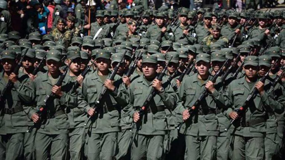 Servicio Premilitar y la falta de entrega de uniformes