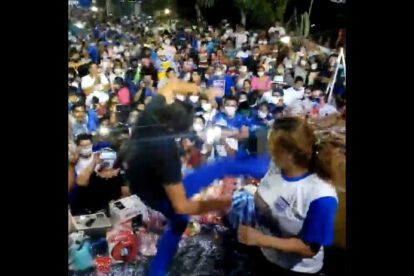 Mario Cronembold lesión al bailar caporal en acto político