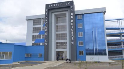 Obras educativas en El Alto entregadas por el Presidente Luis Arce