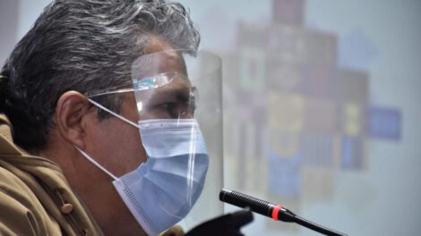 vacunación irregular en Cossmil
