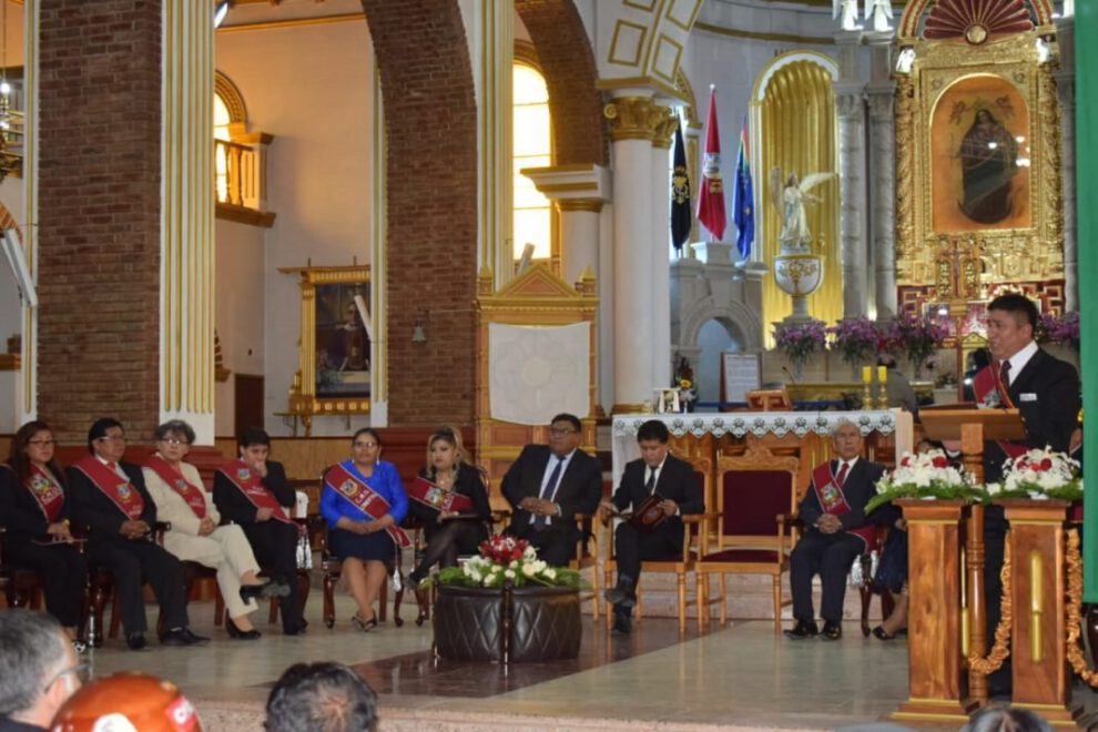 Sesión de honor 6 de Octubre en el Santuario del Socavón