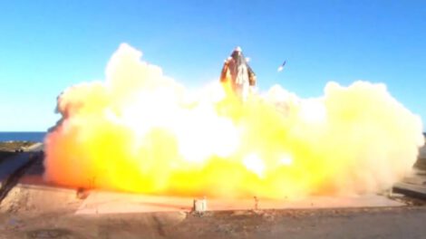SpaceX y su cohete Starship tras la explosión en Texas