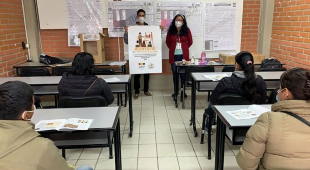Capacitación de Jurados Electorales para Elecciones Subnacionales