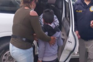 Rescatan a dos niños que pretendían ser llevados a Chile