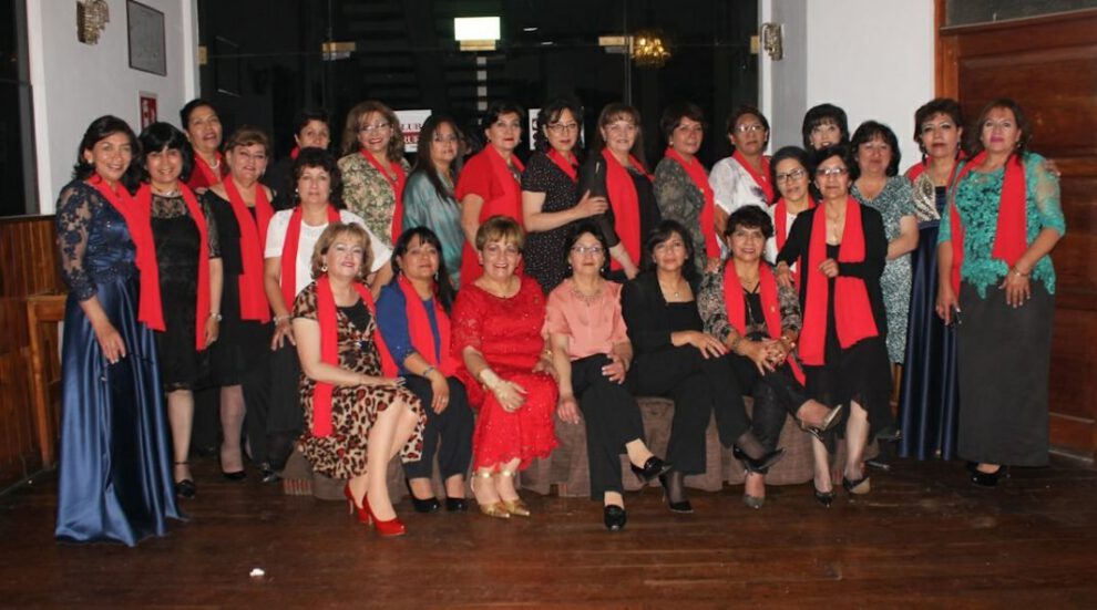 Reunión de exalumnas del colegio Santa María Magdalena Postel
