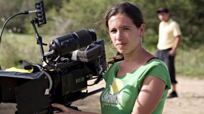 Daniela Cajías en la producción de la película Dos Irenes