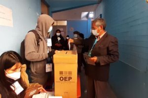 Gustavo Aranibar candidato por la Alcaldía de Oruro