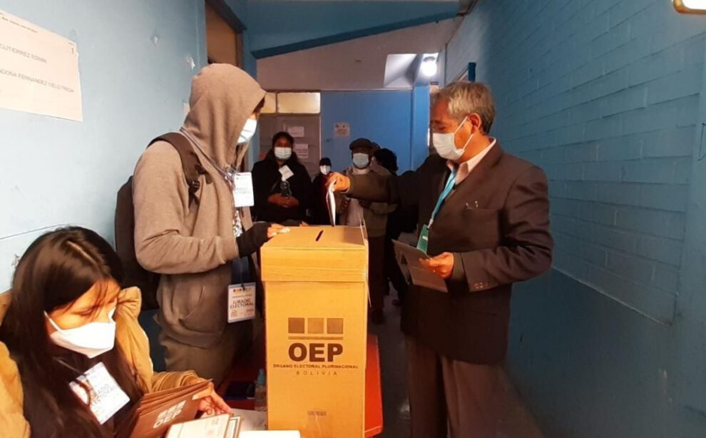 Gustavo Aranibar candidato por la Alcaldía de Oruro