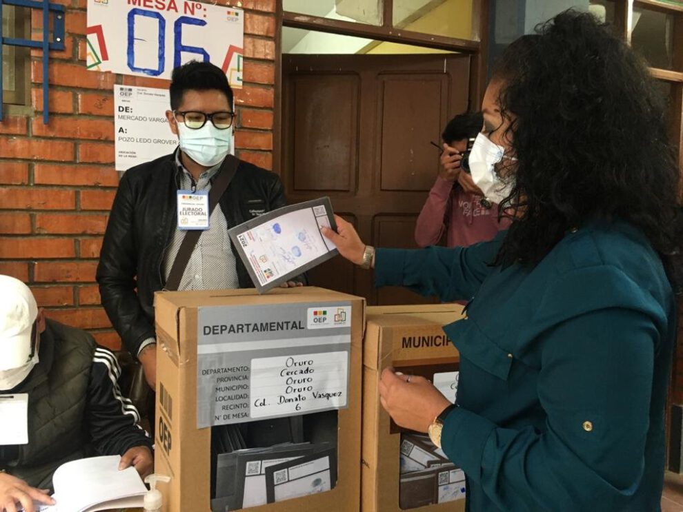 Candidata María Ponce en las Elecciones Subnacionales